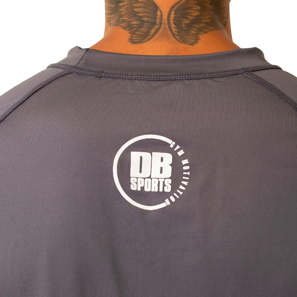 polera_manga_corta_db-sports_grey_durabody_1000x1000-4
